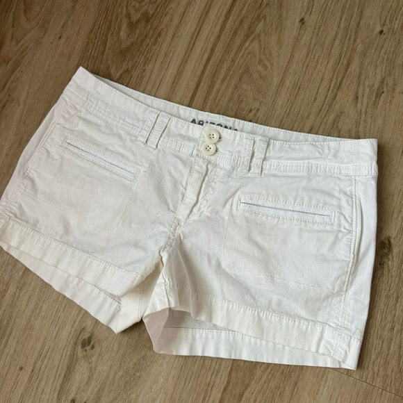 Vintage micro low rise Arizona white shorts - Picture 2 of 4